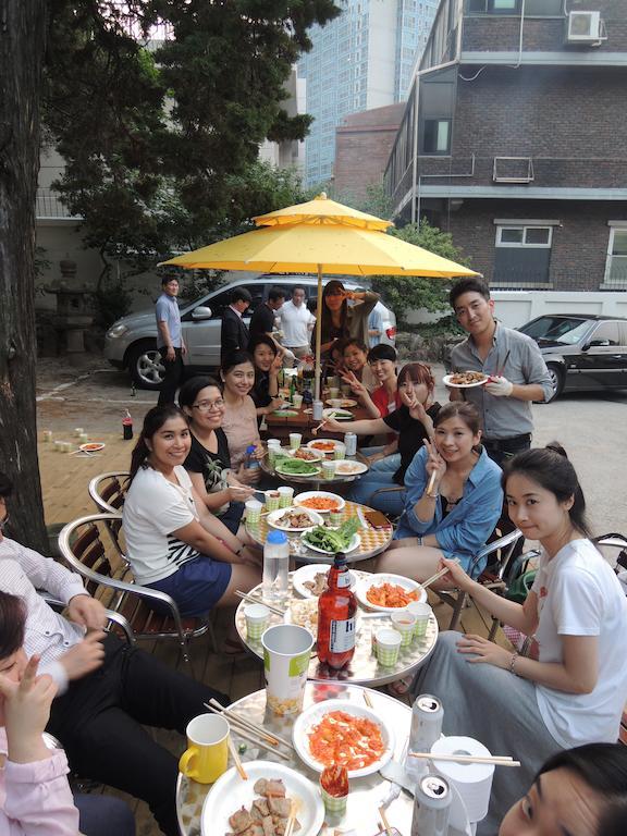 24 Guesthouse Namsan Garden Seoul Bagian luar foto