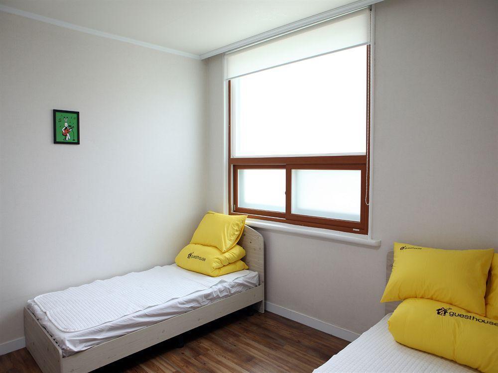 24 Guesthouse Namsan Garden Seoul Bagian luar foto